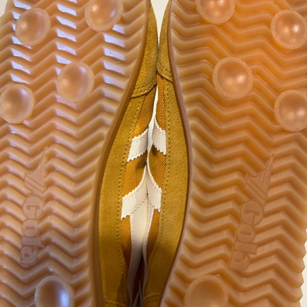 Goals Tornado Sneaker size 8 - Picture 4 of 5